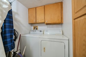 31591910