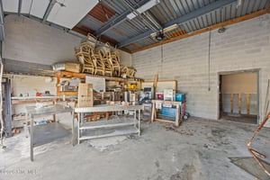 31593980
