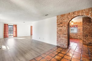 31594133
