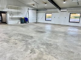 31594877