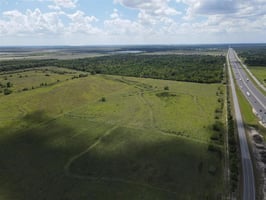 31596047