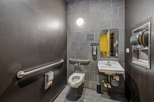 31596794