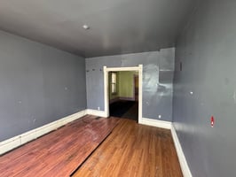 31596862