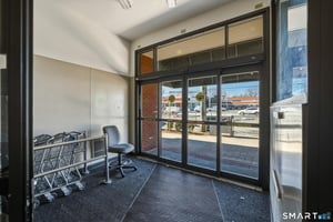 31597674