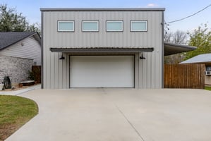 31599768