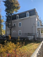 31600653