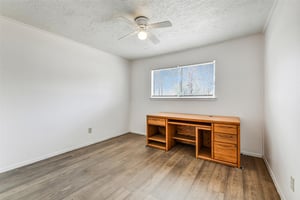31603566