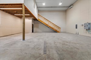 31603978