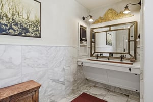 31604463