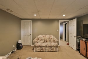 31605108