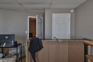 31605087