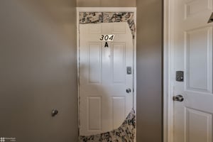 31605097