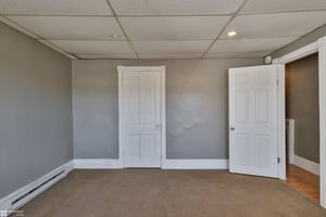 31605033