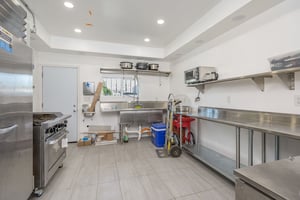 31605787