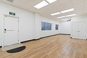 31605997