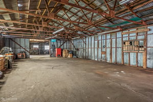 31607690