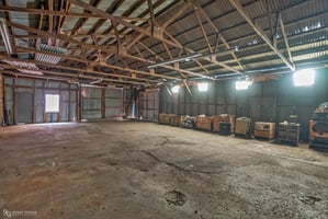 31607688