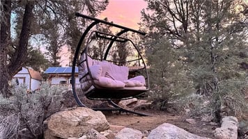 31627333