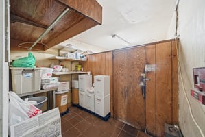 31613477
