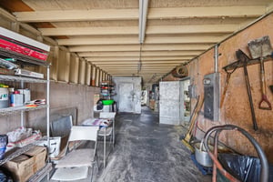 31613470