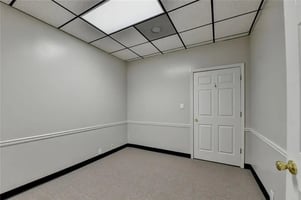 31614887