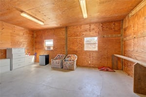 31618437