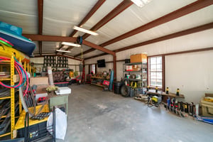31620918