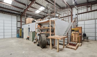 31621439