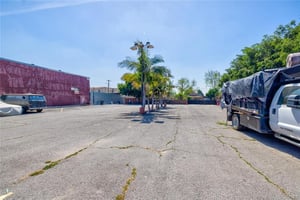 31621541