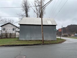 31621649