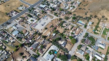 31625648
