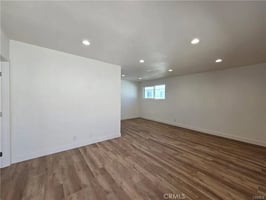 31625820