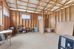 31628747