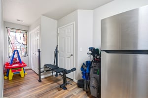 31790634