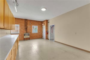 31749073