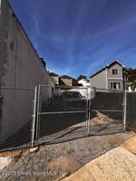 31631064