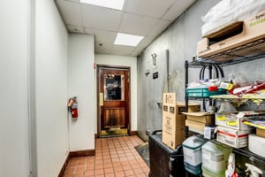 31633297