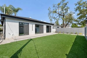 31632997