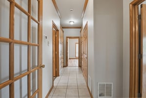 31633625