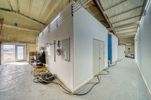 31634476