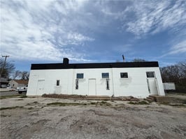 31635102