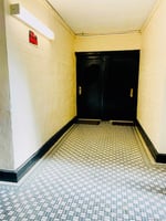 31635198