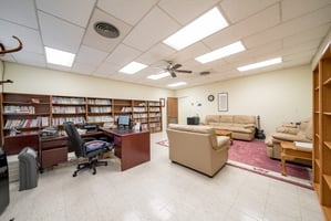 31635418