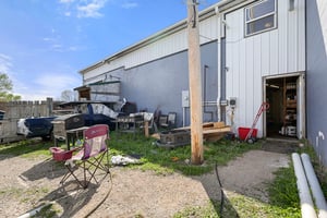 31637917