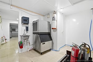 31680671