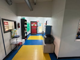 31640520