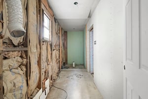 31640693