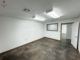 31640877