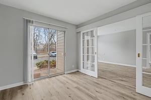 31641561