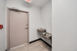 31642082